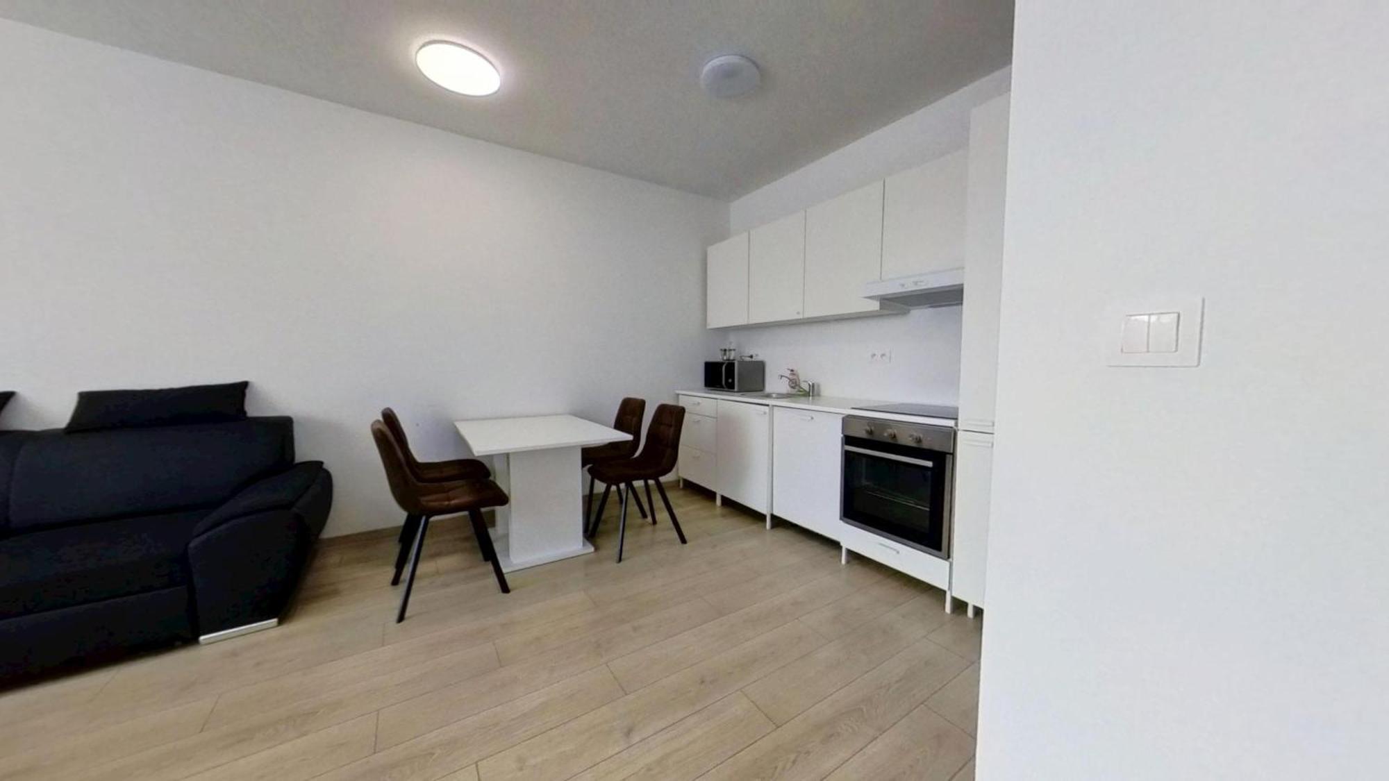 Air-Conditioned 2 Room Apartment, With Terrace, Rovinka, 302 Exterior foto