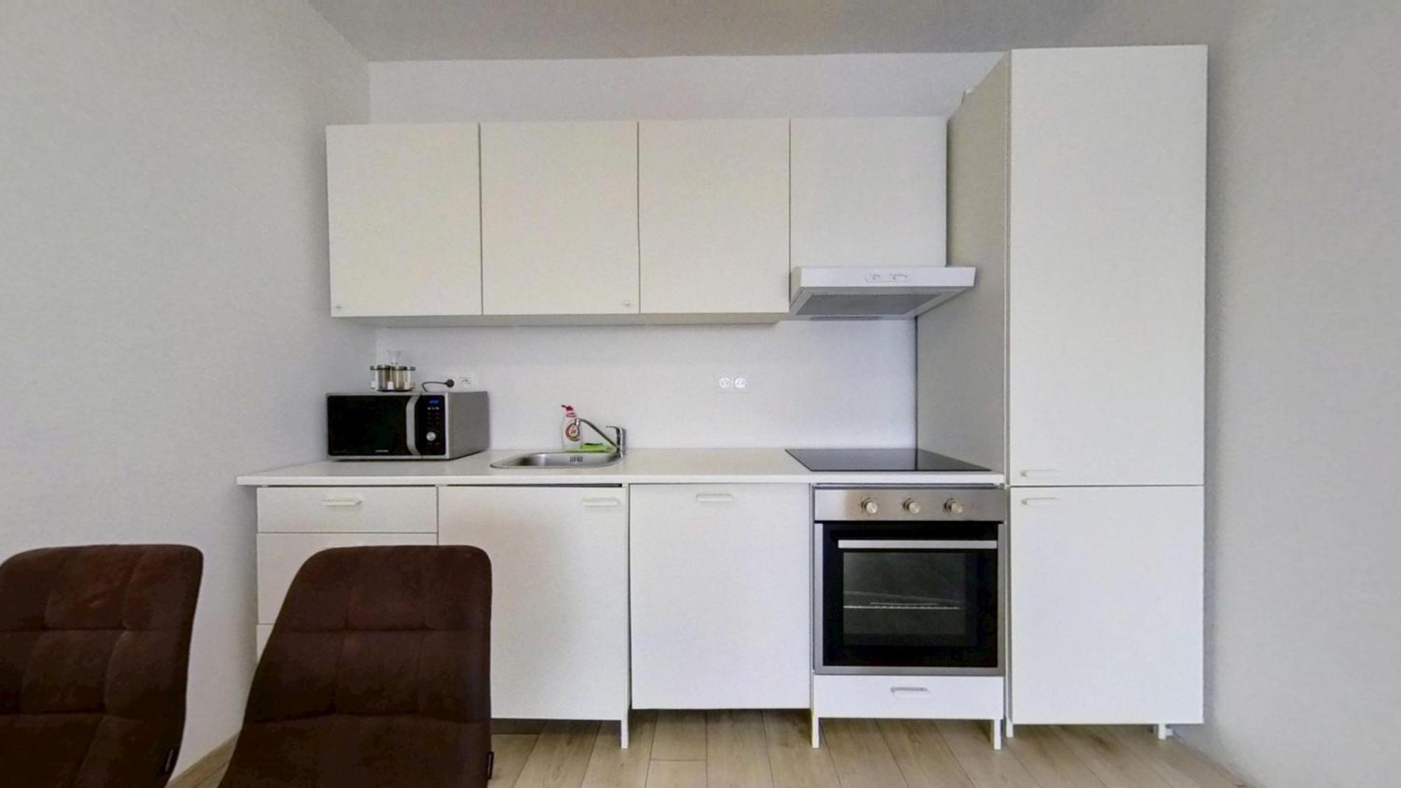 Air-Conditioned 2 Room Apartment, With Terrace, Rovinka, 302 Exterior foto