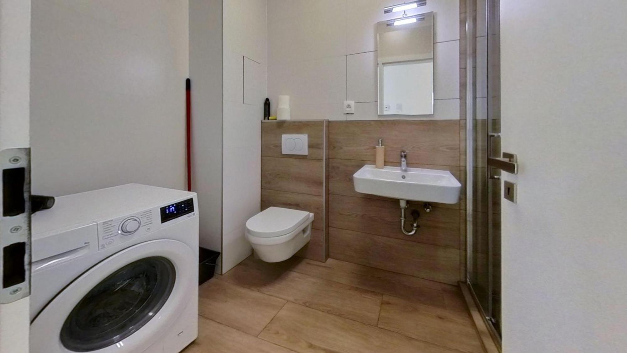 Air-Conditioned 2 Room Apartment, With Terrace, Rovinka, 302 Exterior foto